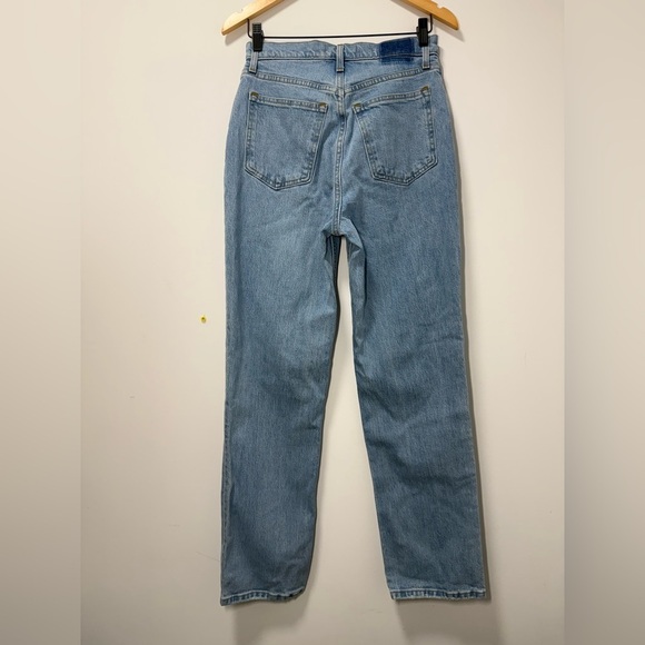 Abercrombie & Fitch Ultra High Rise 90s Straight Jean size 28 - Picture 4 of 9